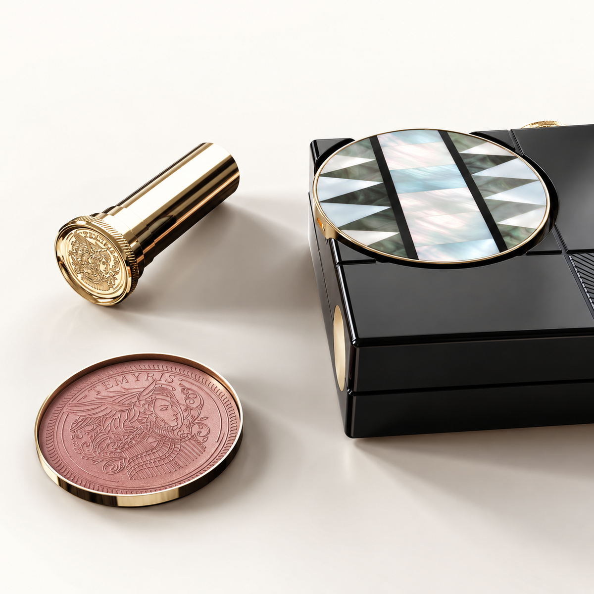 Beauty Minaudière - Mother of Pearl Radiance
