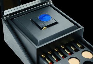 Le Coffret Ultimate – minaudière “Eclat de Lapis Lazuli”